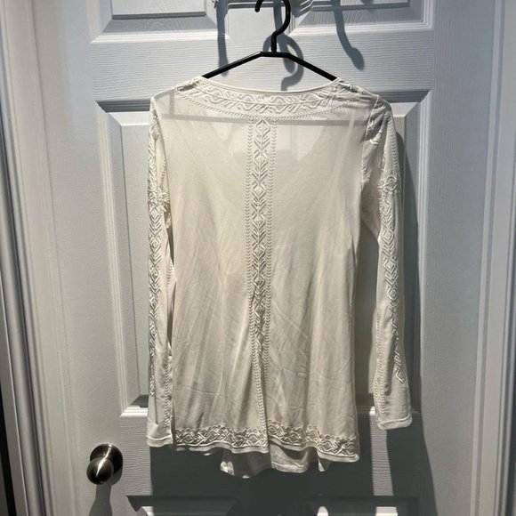 American Eagle White Long Shirt - Picture 2 of 3